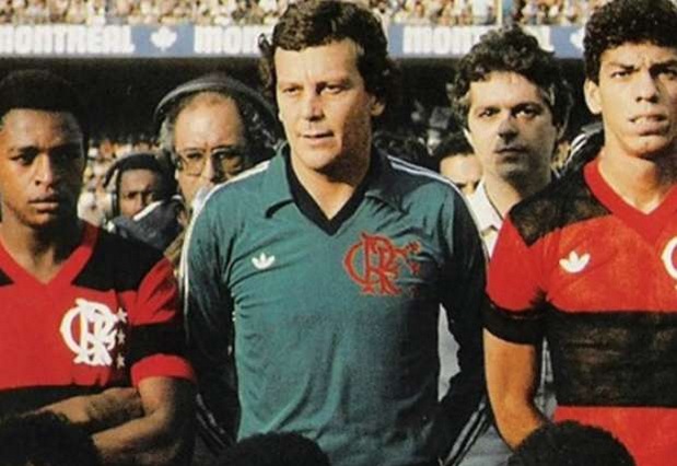 JÁ FOI MELHOR GOLEIRO DO BRASIL: Esquecido no Flamengo, goleiro